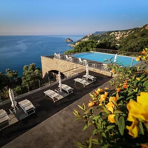*** Station touristique Dominio Mare & Italie